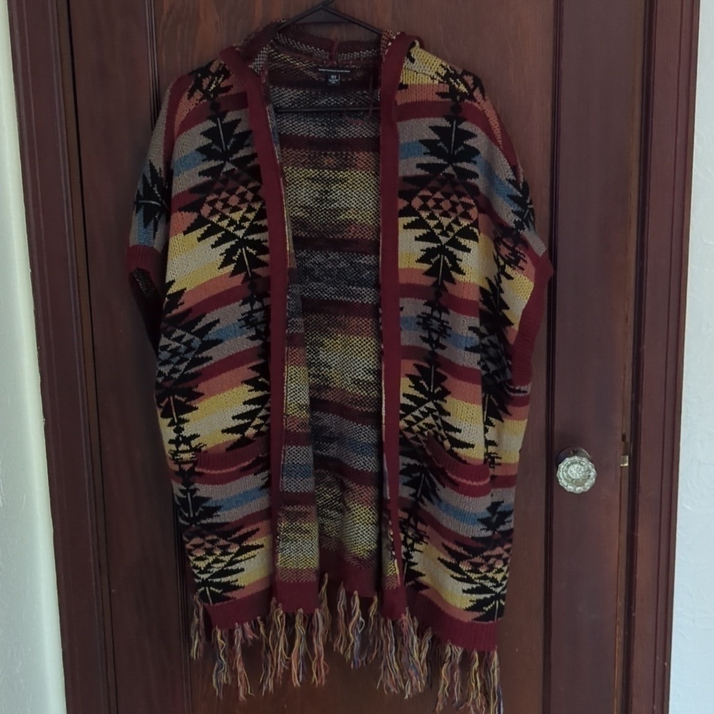 American Eagle Outfitters Open Hooded Aztec Fringe Festival Wrap Size XS/S